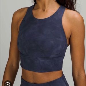 Women’s Lululemon Wunder Train Long Line Bra Size 8 Navy Blue